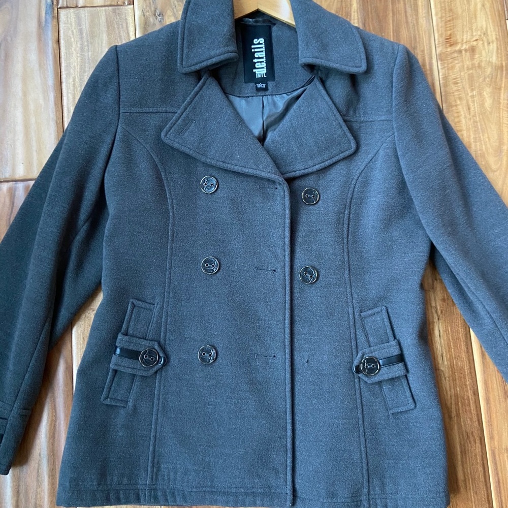 Women’s Gray Peacoat